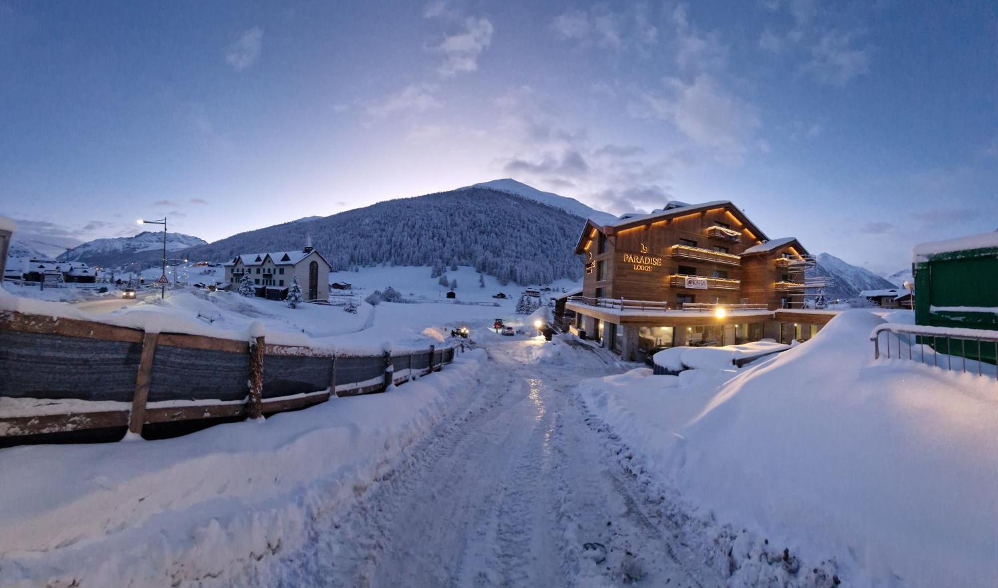 Paradise Lodge リヴィーニョ エクステリア 写真